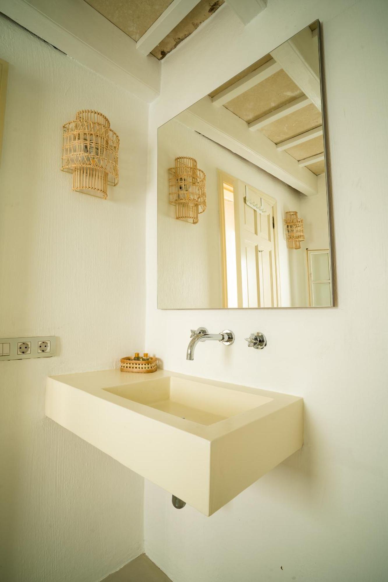 971 Hotel Con Encanto Ciutadella  Bilik gambar